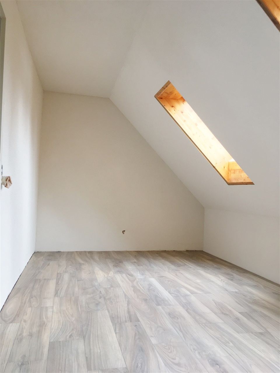 Dachzimmer, Wohlen, Foto 7